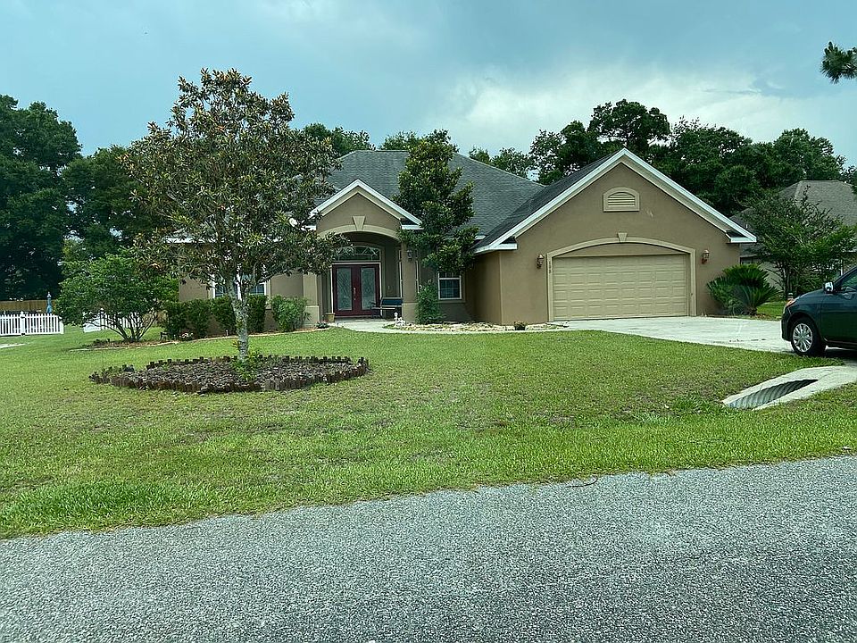 1st image of 195 SW Stafford Ct