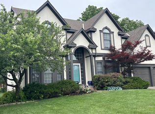 8509 W 142nd St, Overland Park, KS 66223