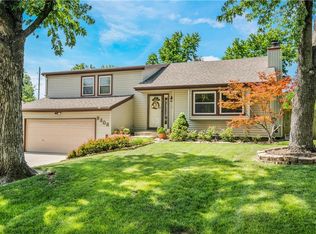 9208 Constance St, Lenexa, KS 66215