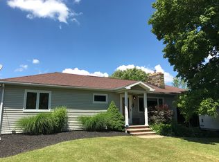12930 Woodin Rd, Chardon, OH 44024