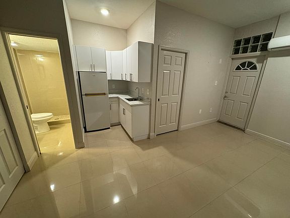 5th image of 9033 NW 174th St