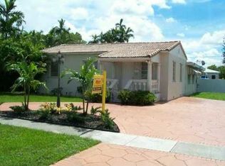 292 W 43rd St, Hialeah, FL 33012