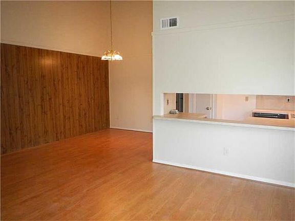 2nd image of 2024 Lac La Belle Dr
