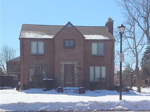 2nd image of 43 Wilton Pkwy