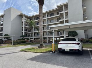 8150 Brent St APT 716, Port Richey, FL 34668