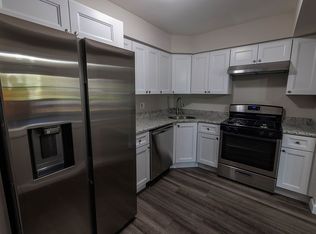 3 Chelsea Cir, Flemington, NJ 08822