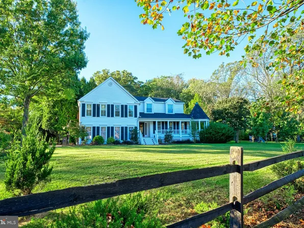 1200 Shaker Dr, Herndon, VA 20170