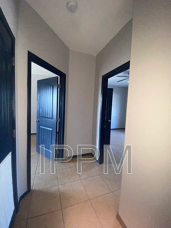 2 bed, 2.0 bath, 995 sqft, $875 — Photo 2