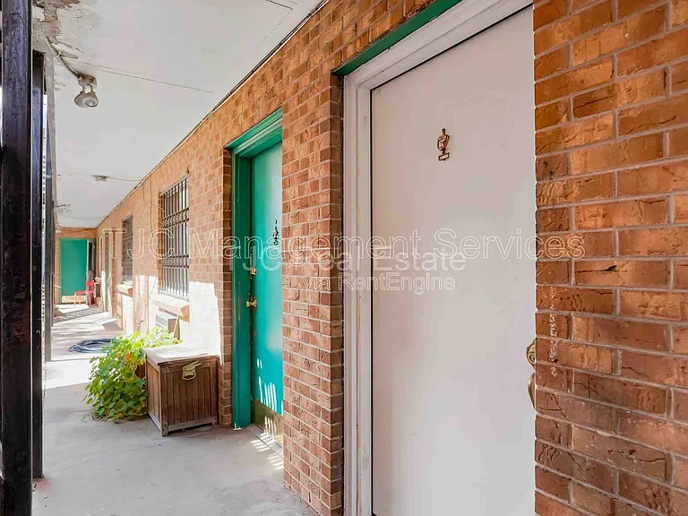 27 S Sherman St #101 — Photo 10