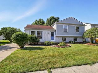 35614 Hermitage Ct, New Baltimore, MI