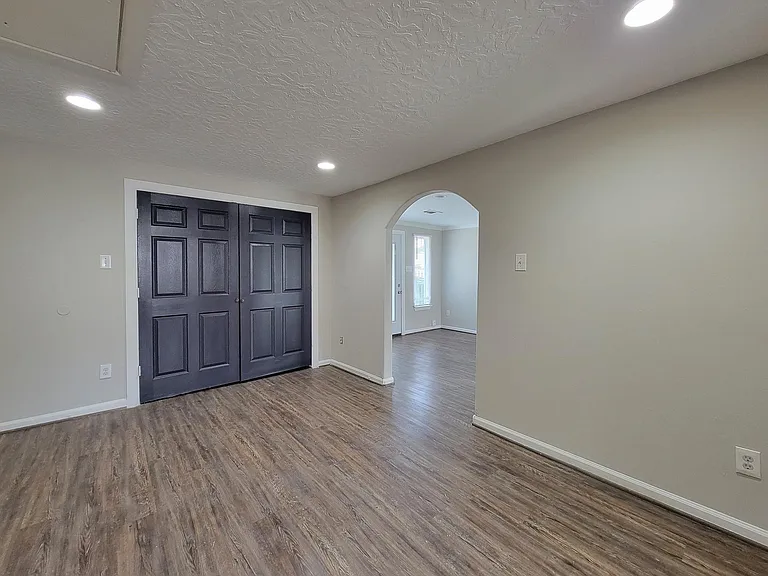 3416 Europa St — Photo 12