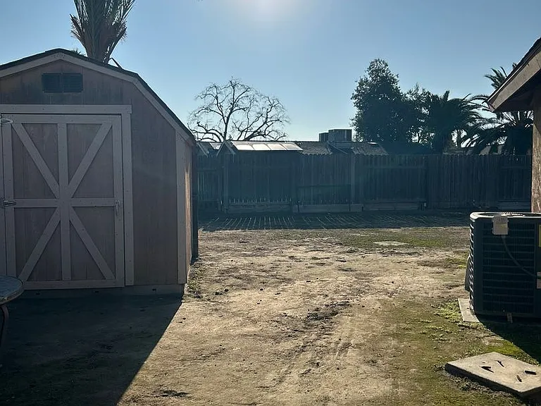 5204 Curson Ave — Photo 16