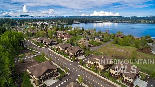 1st image of 1511 Roosevelt Aveneu