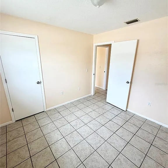 506 Holt Cir — Photo 30