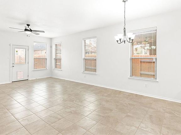 5th image of 1116 Clove Hitch Dr