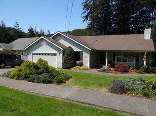 760 Ranch Rd, Reedsport, OR 97467