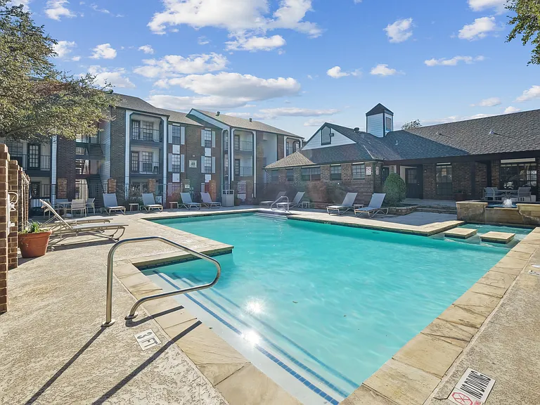 The Arbors of Euless Apartments — Photo 30