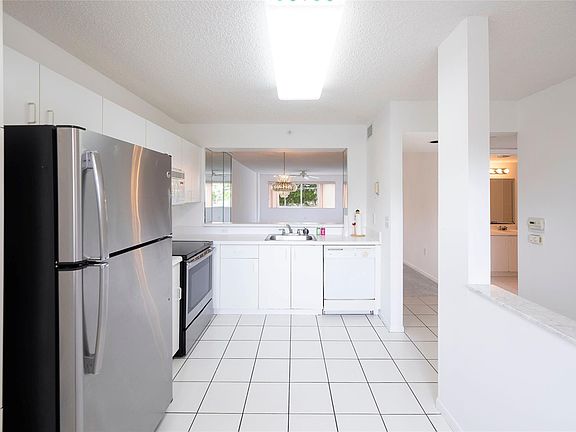 4th image of 9525 Weldon Circle #304