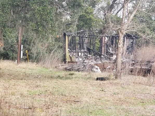 5740 Oakhill Rd, Sumter, SC 29154