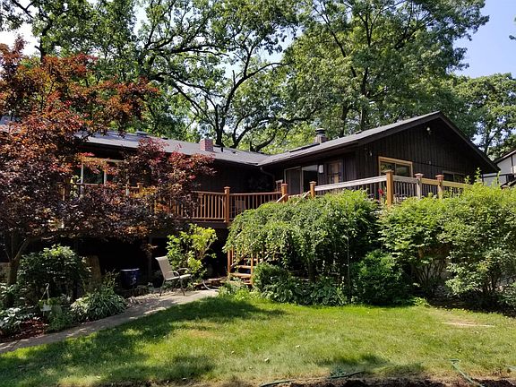 2nd image of 9463 Belmont Ave