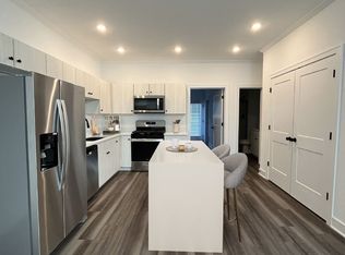 8822 N Helena Ave, Kansas City, MO 64154