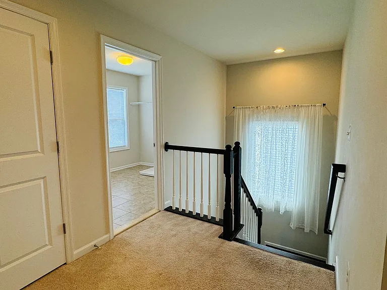 454 Coastal Ave — Photo 14