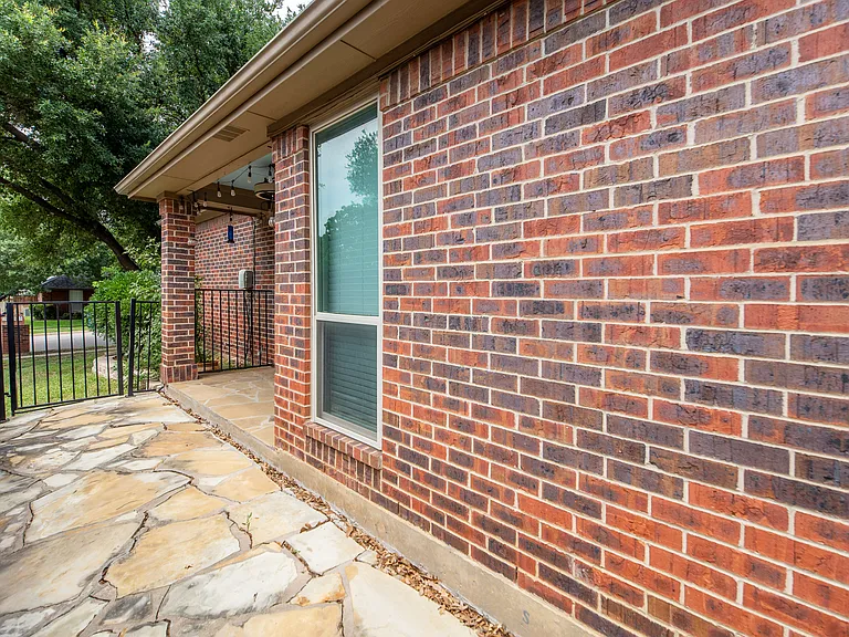 1803 Fern Ct — Photo 27