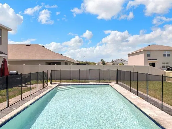 5440 Logan Cave Ave, Wimauma, FL 33598