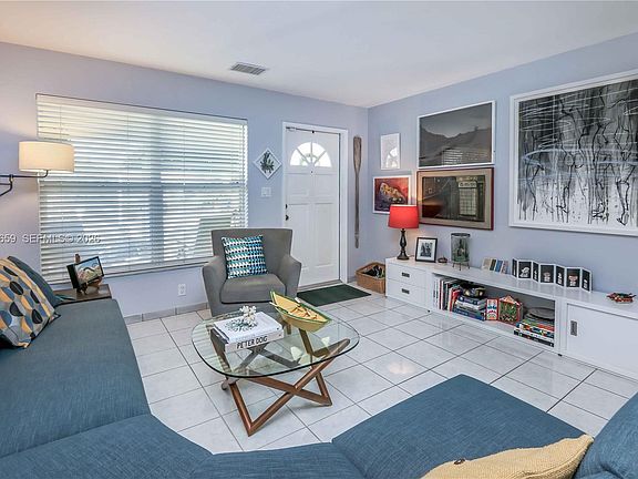 5th image of 2209 N 15th Ave
