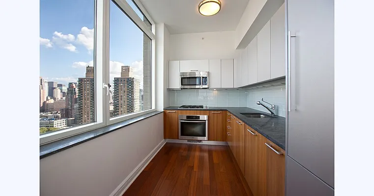 Rented by Nest Seekers International | media 3