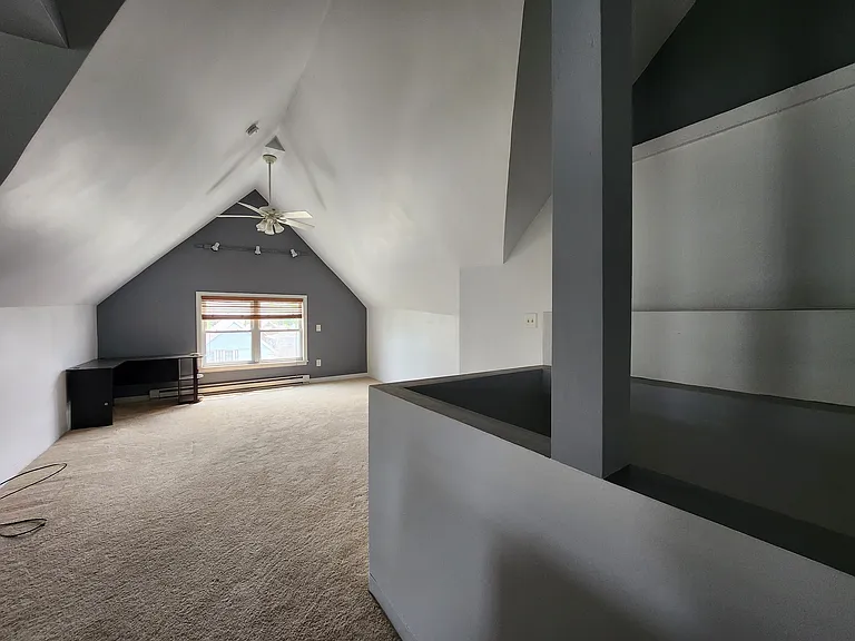 55-57 Fairview Ave #B — Photo 2