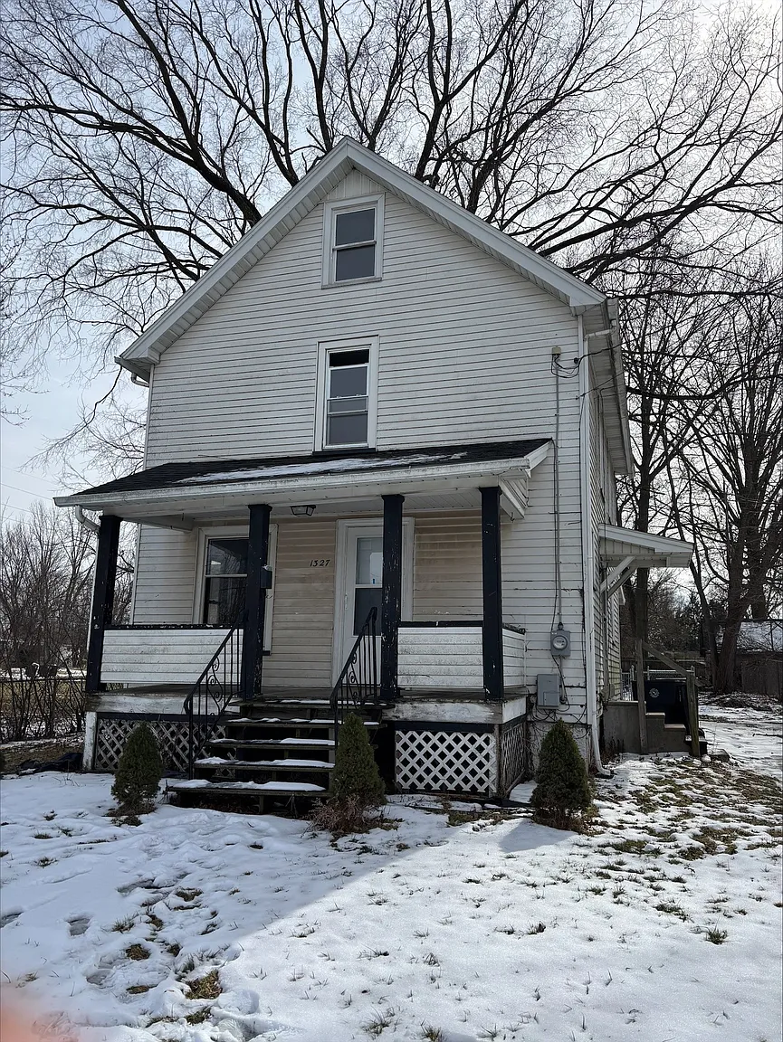 1327 Ward St NW photo 1