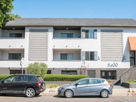 3rd image of 5400 Radford Ave