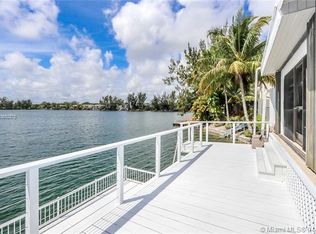 7016 SW 48th Ln, Miami, FL 33155