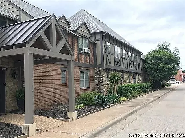 4517 S Peoria Ave #23 — Photo 3