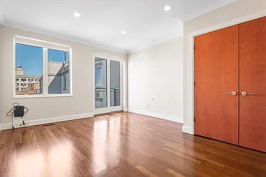 Sold by High Class Realty SB LLC