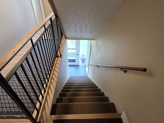 4th image of 202 E Rockwood Blvd APT 5