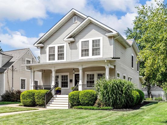 513 Venneman Ave, Saint Louis, MO 63122