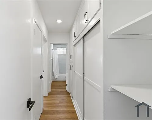7305 Variel Ave #F — Photo 9