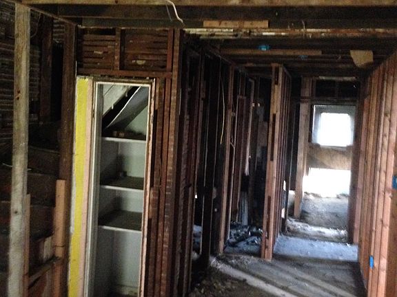 5th image of 9443 Rembold Ave