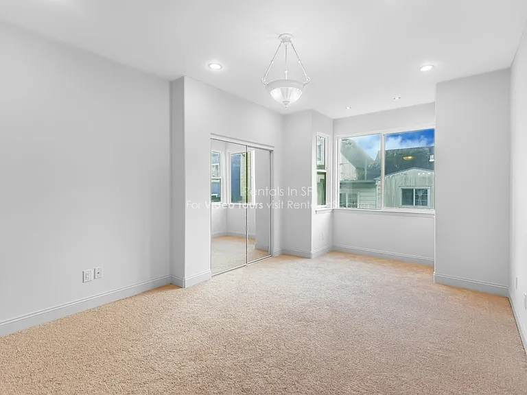 135 Sweeny St #A — Photo 16