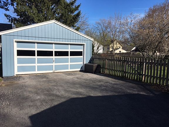 2 car garage