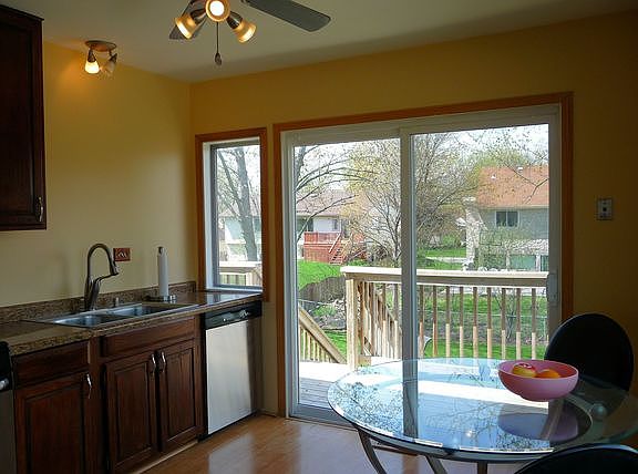 5th image of 5853 Farmington Ct