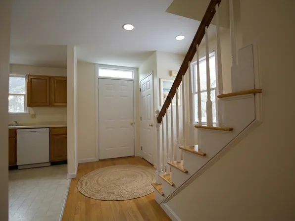360 Upper County Rd #F, South Dennis, MA 02660