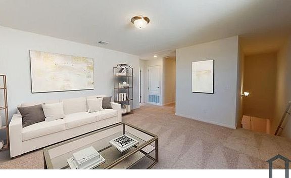 5th image of 8349 Stovepipe Dr