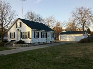 1151 McMillen Ave, Aurora, IL 60506