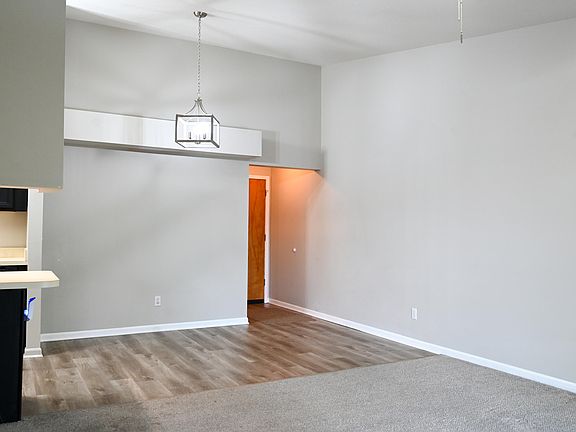 3rd image of 45762 Prairiegrass Ct #7