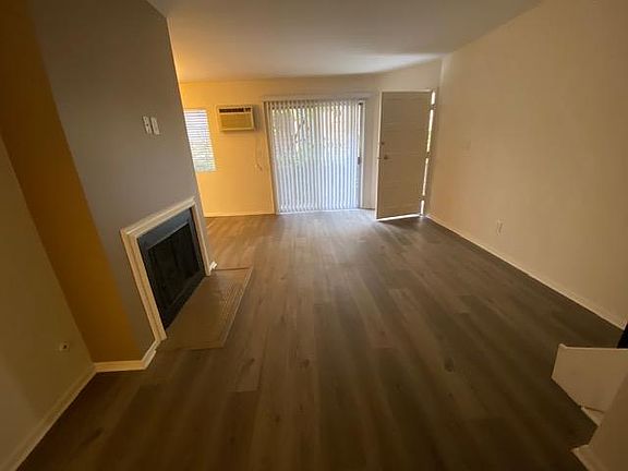 2nd image of 1421 Amherst Ave APT 2