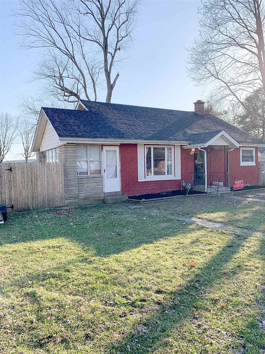 1665 Franklin St photo 1
