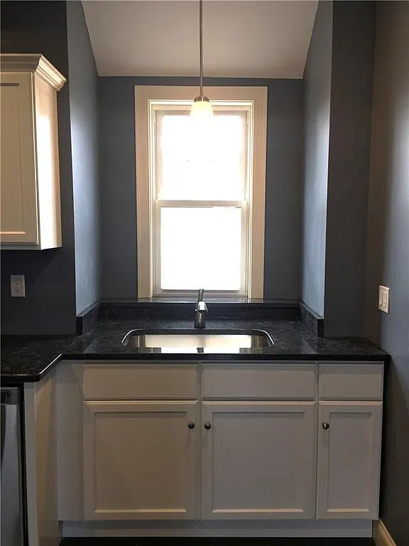 2 bed, 2.0 bath, 955 sqft, $2,450 — Photo 3